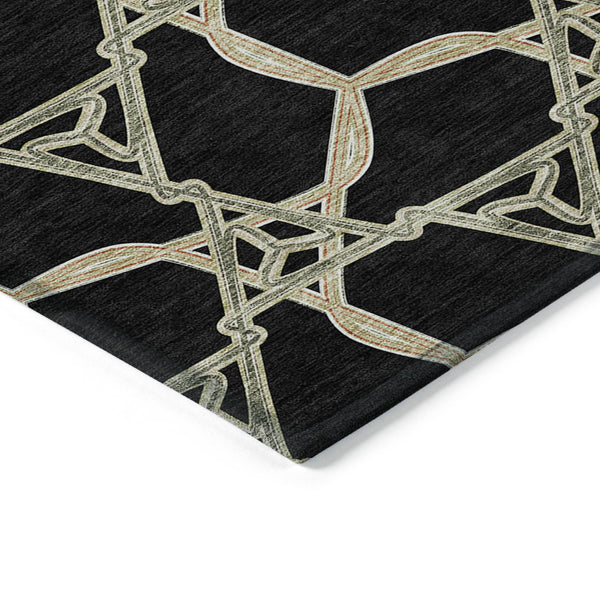Homeroots 3' Geometric Washable Indoor Outdoor Area Rug - Stylish, Durable Design For Home & Patio Spaces Black Polyester 613465