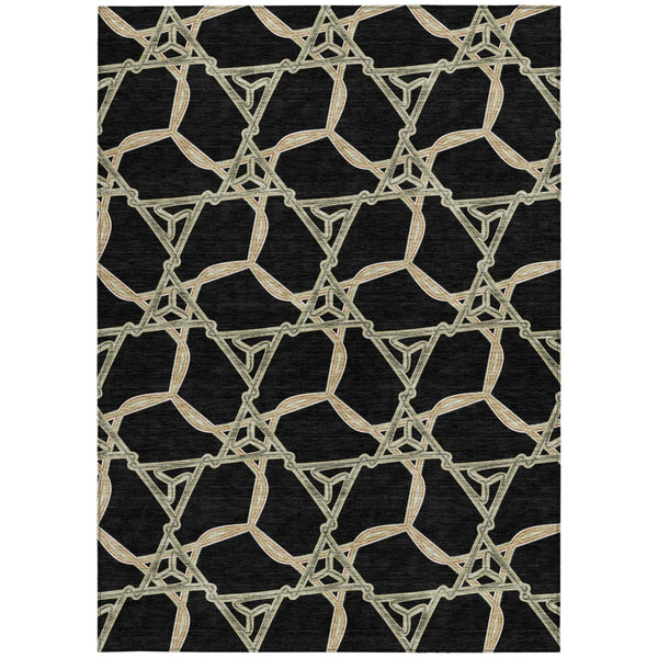 Homeroots 3' Geometric Washable Indoor Outdoor Area Rug - Stylish, Durable Design For Home & Patio Spaces Black Polyester 613465