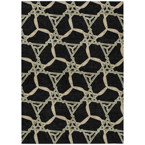 Homeroots 3' Geometric Washable Indoor Outdoor Area Rug - Stylish, Durable Design For Home & Patio Spaces Black Polyester 613469
