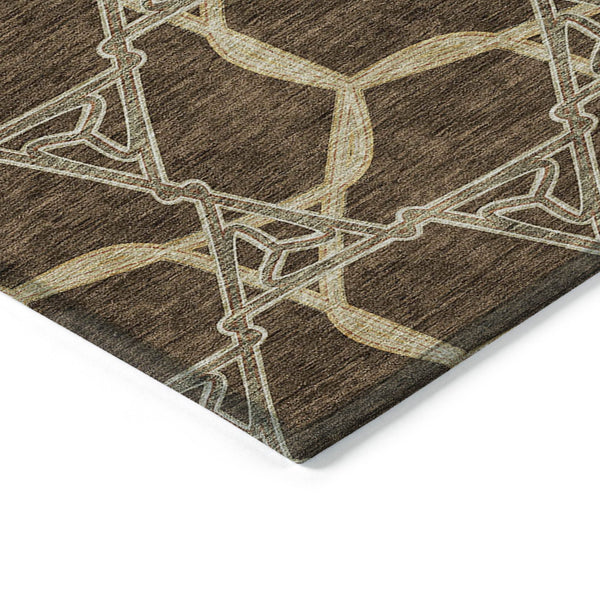 Homeroots 3' Geometric Washable Indoor Outdoor Area Rug - Stylish, Durable Design For Home & Patio Spaces Brown Polyester 613477