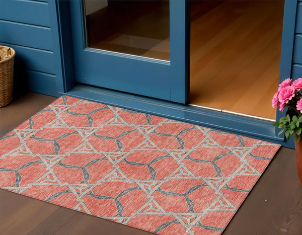 Homeroots 3' Geometric Washable Indoor Outdoor Area Rug - Stylish, Durable Design For Home & Patio Spaces Coral Polyester 613488
