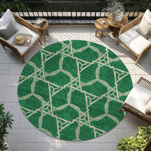 Homeroots 3' Geometric Washable Indoor Outdoor Area Rug - Stylish, Durable Design For Home & Patio Spaces Emerald Polyester 613496
