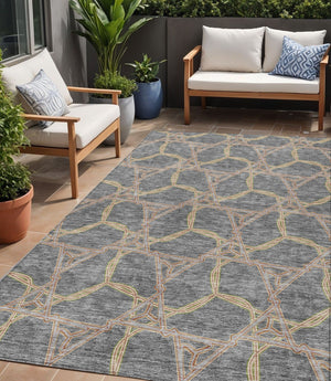 Homeroots 3' Geometric Washable Indoor Outdoor Area Rug - Stylish, Durable Design For Home & Patio Spaces Gray Polyester 613501