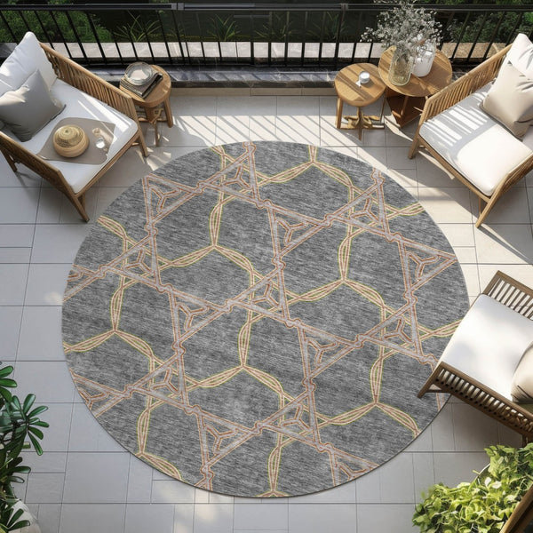 Homeroots 3' Geometric Washable Indoor Outdoor Area Rug - Stylish, Durable Design For Home & Patio Spaces Gray Polyester 613502