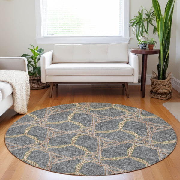 Homeroots 3' Geometric Washable Indoor Outdoor Area Rug - Stylish, Durable Design For Home & Patio Spaces Gray Polyester 613502