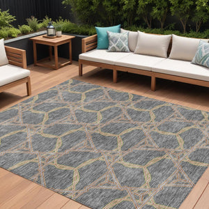 Homeroots 3' Geometric Washable Indoor Outdoor Area Rug - Stylish, Durable Design For Home & Patio Spaces Gray Polyester 613503