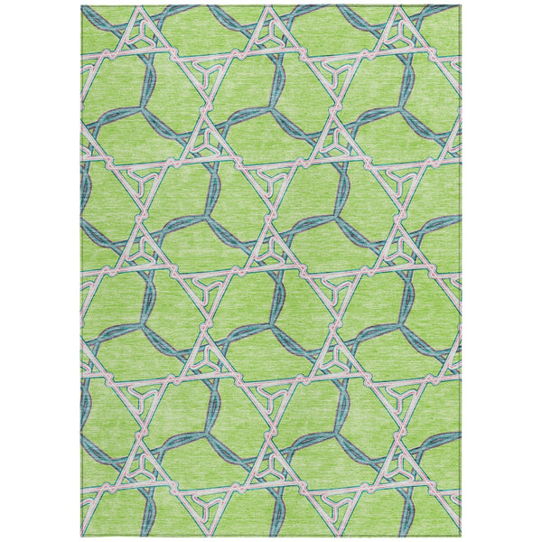 Homeroots 3' Geometric Washable Indoor Outdoor Area Rug - Stylish, Durable Design For Home & Patio Spaces Lime Green Polyester 613506