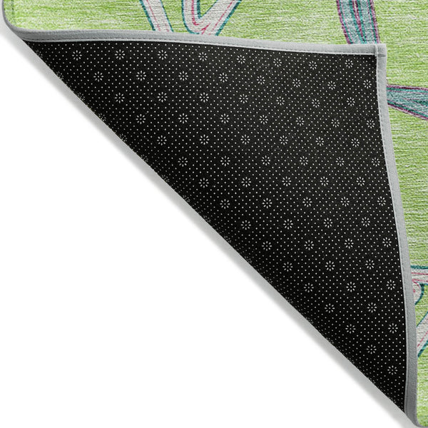 Homeroots 3' Geometric Washable Indoor Outdoor Area Rug - Stylish, Durable Design For Home & Patio Spaces Lime Green Polyester 613507