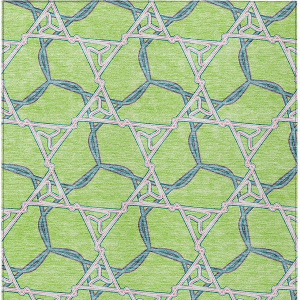 Homeroots 3' Geometric Washable Indoor Outdoor Area Rug - Stylish, Durable Design For Home & Patio Spaces Lime Green Polyester 613509