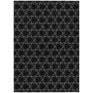 HomeRoots 5' Durable Black and White Geometric Indoor Outdoor Area Rug for High-Traffic Spaces and Style 8' X 10' 613545