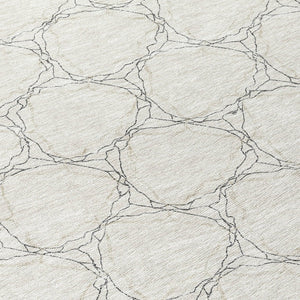 HomeRoots 5' Modern Ivory and Black Geometric Area Rug - Stylish, Washable, Ideal for Indoor and Outdoor Spaces 8' Round 613556