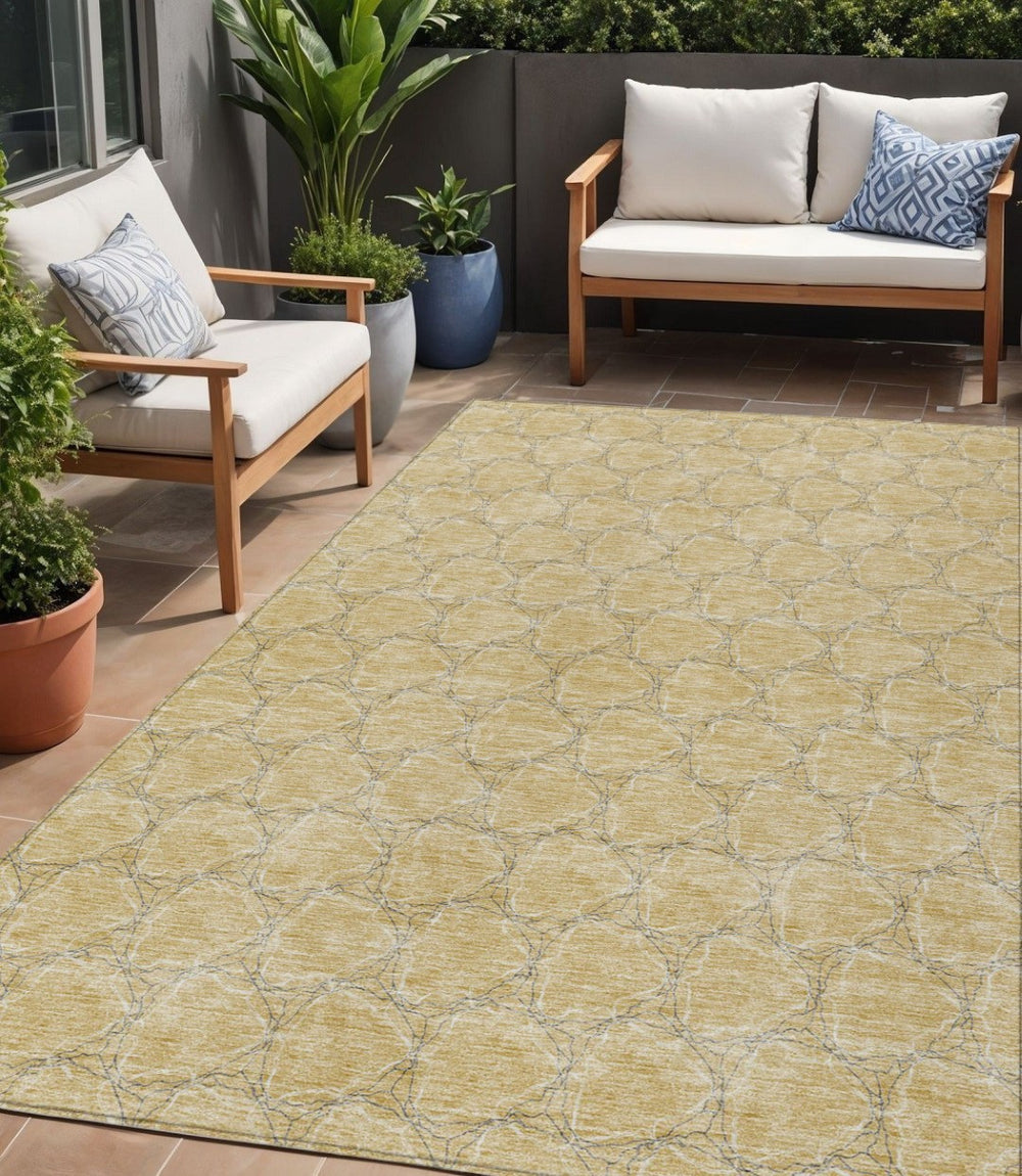 HomeRoots 5' Durable Wheat and Gray Geometric Area Rug – Versatile, Washable Design for Indoor and Outdoor Use 5' X 8' 613597