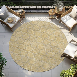 HomeRoots 5' Durable Wheat and Gray Geometric Area Rug – Versatile, Washable Design for Indoor and Outdoor Use 8' Round 613598