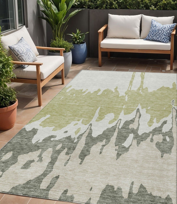 HomeRoots 5' Sage and Ivory Abstract Area Rug - Washable, Durable Indoor-Outdoor Design for Stylish Spaces 5' X 8' 613603