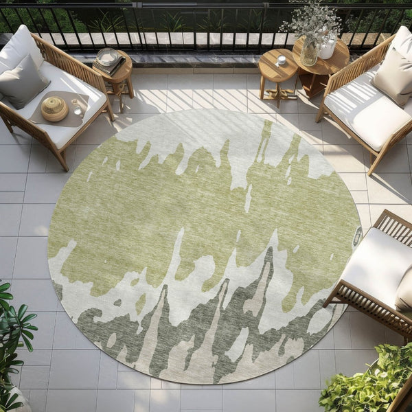 HomeRoots 5' Sage and Ivory Abstract Area Rug - Washable, Durable Indoor-Outdoor Design for Stylish Spaces 8' Round 613604