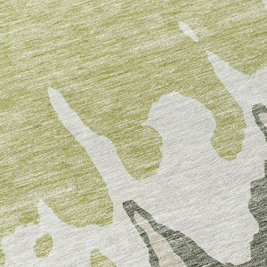 HomeRoots 5' Sage and Ivory Abstract Area Rug - Washable, Durable Indoor-Outdoor Design for Stylish Spaces 8' Round 613604