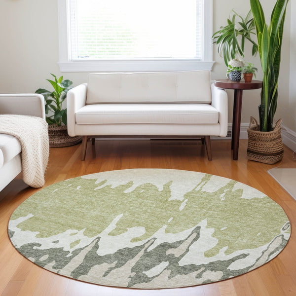 HomeRoots 5' Sage and Ivory Abstract Area Rug - Washable, Durable Indoor-Outdoor Design for Stylish Spaces 8' Round 613604
