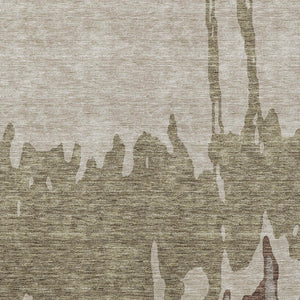 HomeRoots 5' Stylish Beige and Taupe Abstract Area Rug – Washable, Durable, Perfect for Indoor and Outdoor Use 5' X 8' 613609