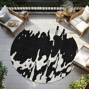 HomeRoots 5' Versatile Black and Ivory Abstract Indoor Outdoor Rug - Washable, Durable, Stylish for Any Space 8' Round 613616