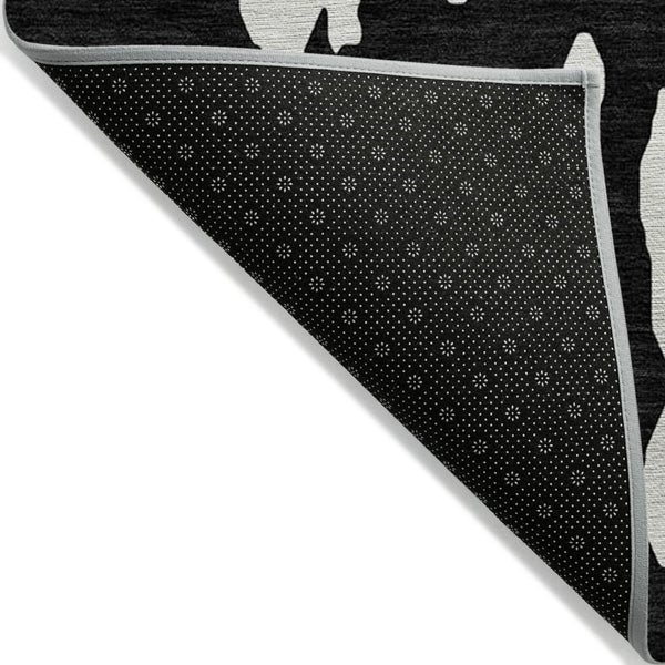 HomeRoots 5' Versatile Black and Ivory Abstract Indoor Outdoor Rug - Washable, Durable, Stylish for Any Space 9' X 12' 613618