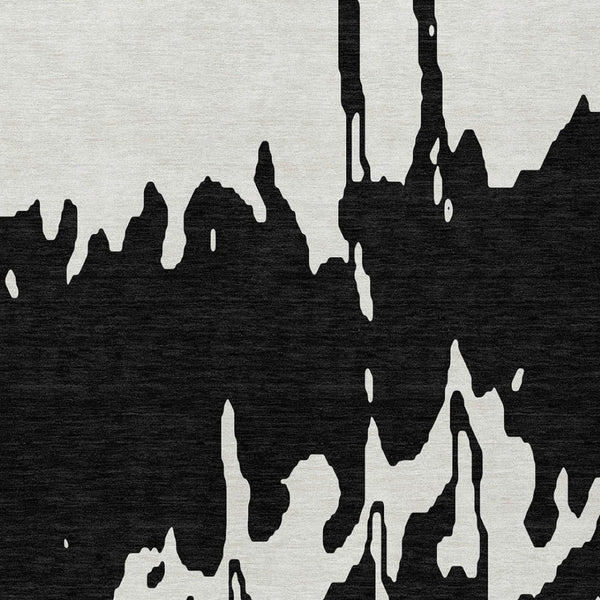 HomeRoots 5' Versatile Black and Ivory Abstract Indoor Outdoor Rug - Washable, Durable, Stylish for Any Space 10' X 14' 613619