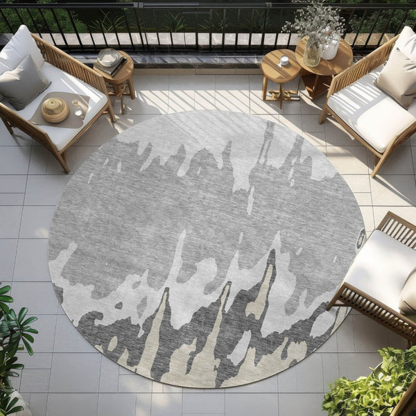 HomeRoots 5' Modern Gray and Silver Abstract Washable Indoor Outdoor Area Rug for Versatile Spaces and Style 8' Round 613628
