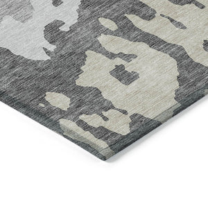 HomeRoots 5' Modern Gray and Silver Abstract Washable Indoor Outdoor Area Rug for Versatile Spaces and Style 9' X 12' 613630