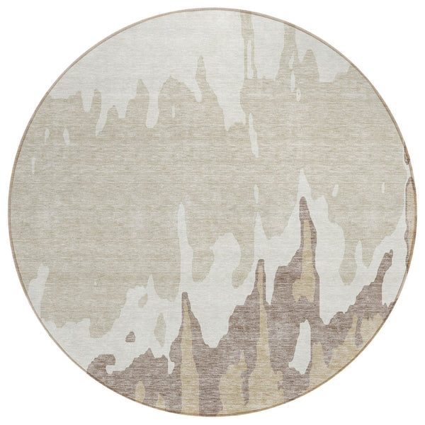 HomeRoots 5' Abstract Ivory and Beige Area Rug - Stylish, Washable, Stain-Resistant for Indoor and Outdoor Use 8' Round 613634
