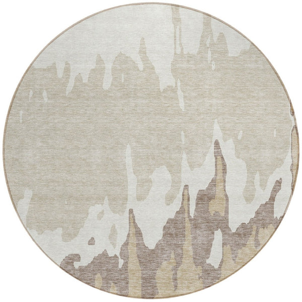HomeRoots 5' Abstract Ivory and Beige Area Rug - Stylish, Washable, Stain-Resistant for Indoor and Outdoor Use 8' Round 613634