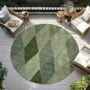 HomeRoots 5' Washable Argyle Area Rug in Mint Green & Sage – Durable, Stylish for Indoor & Outdoor Spaces 8' Round 613689