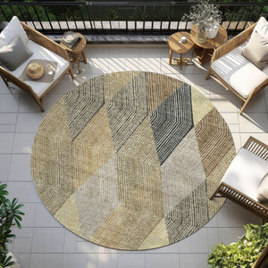 HomeRoots 5' Washable Indoor Outdoor Area Rug in Classic Brown Gold Taupe Argyle - Durable & Easy Care 8' Round 613707