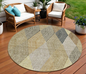 HomeRoots 5' Washable Indoor Outdoor Area Rug in Classic Brown Gold Taupe Argyle - Durable & Easy Care 8' Round 613707