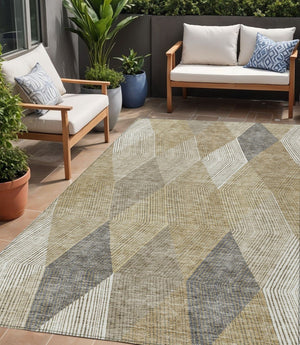 HomeRoots 5' Washable Wheat Taupe and Ivory Argyle Indoor Outdoor Area Rug for Easy Care and Style 5' X 8' 613742