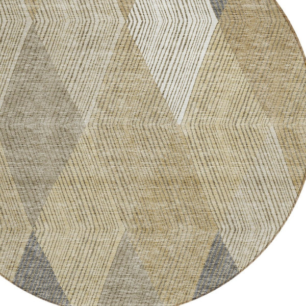 HomeRoots 5' Washable Wheat Taupe and Ivory Argyle Indoor Outdoor Area Rug for Easy Care and Style 8' Round 613743