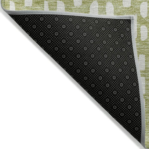 HomeRoots 5' Sage and Ivory Geometric Area Rug - Stylish, Washable, Durable for Indoor and Outdoor Spaces 5' X 8' 613748
