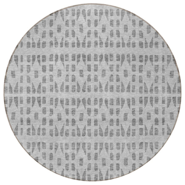 HomeRoots 5' Gray and Ivory Geometric Area Rug - Durable, Washable, Stylish Accent for Indoor or Outdoor Use 8' Round 613773
