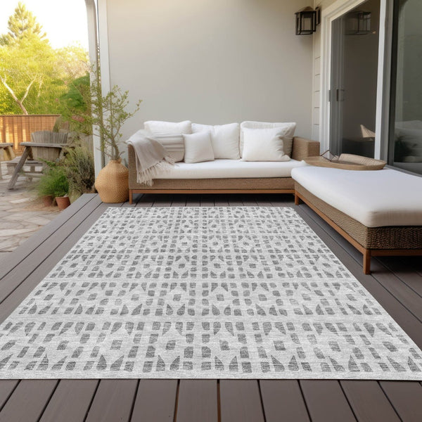 HomeRoots 5' Gray and Ivory Geometric Area Rug - Durable, Washable, Stylish Accent for Indoor or Outdoor Use 10' X 14' 613776