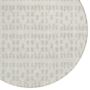 HomeRoots 5' Elegant Ivory and Beige Geometric Area Rug - Machine Washable, Indoor/Outdoor Durability 8' Round 613779