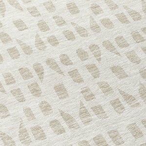 HomeRoots 5' Elegant Ivory and Beige Geometric Area Rug - Machine Washable, Indoor/Outdoor Durability 8' Round 613779