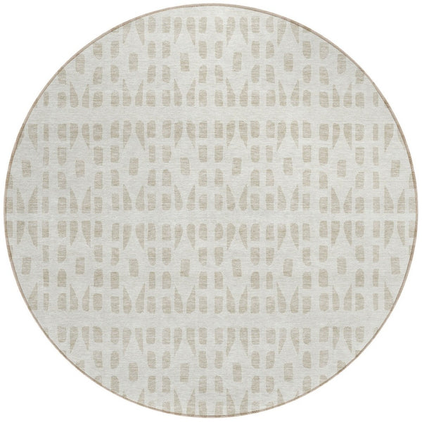 HomeRoots 5' Elegant Ivory and Beige Geometric Area Rug - Machine Washable, Indoor/Outdoor Durability 8' Round 613779