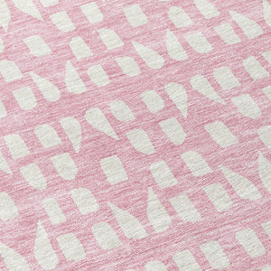 HomeRoots 5' Modern Pink and Ivory Geometric Washable Area Rug for Indoor and Outdoor Spaces, Stain-Resistant 8' Round 613797