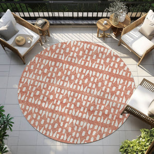HomeRoots 5' Salmon and Ivory Geometric Area Rug - Stylish, Durable, Machine Washable for Indoor & Outdoor Use 8' Round 613803