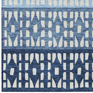 HomeRoots 5' Stylish Blue and Ivory Geometric Area Rug for Indoor/Outdoor Use - Easy Care, Durable Design 5' X 8' 613826
