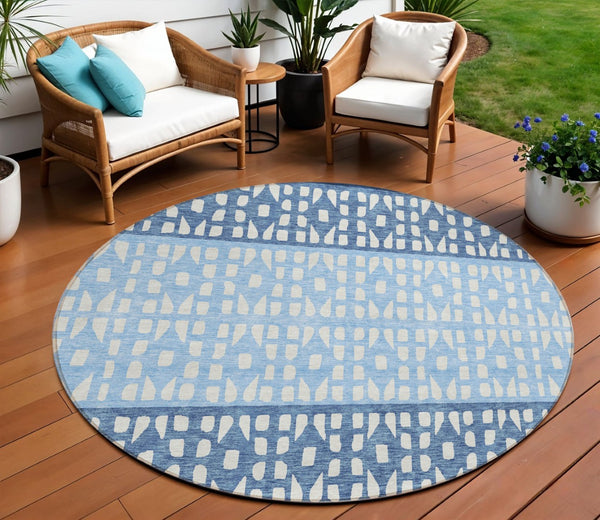 HomeRoots 5' Stylish Blue and Ivory Geometric Area Rug for Indoor/Outdoor Use - Easy Care, Durable Design 8' Round 613827