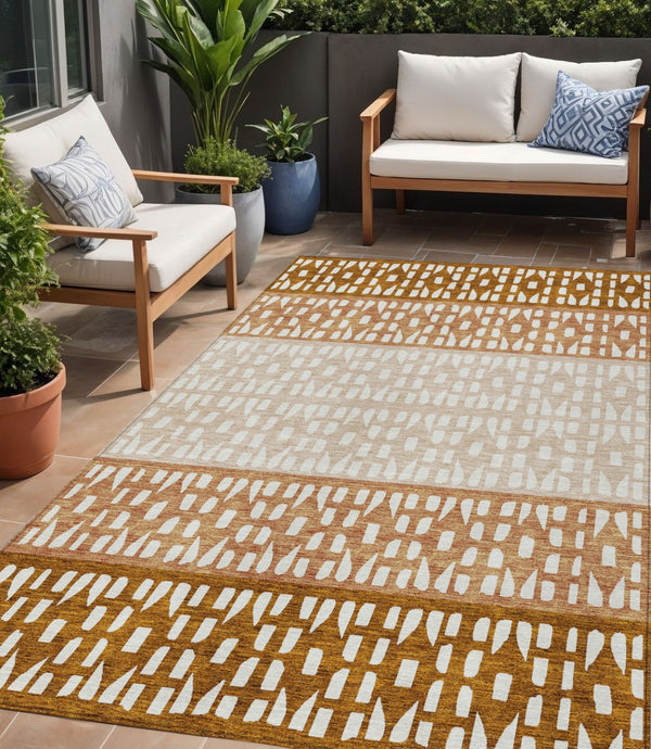HomeRoots 5' Modern Geometric Area Rug in Warm Orange and Beige - Washable for Indoor and Outdoor Use 5' X 8' 613862