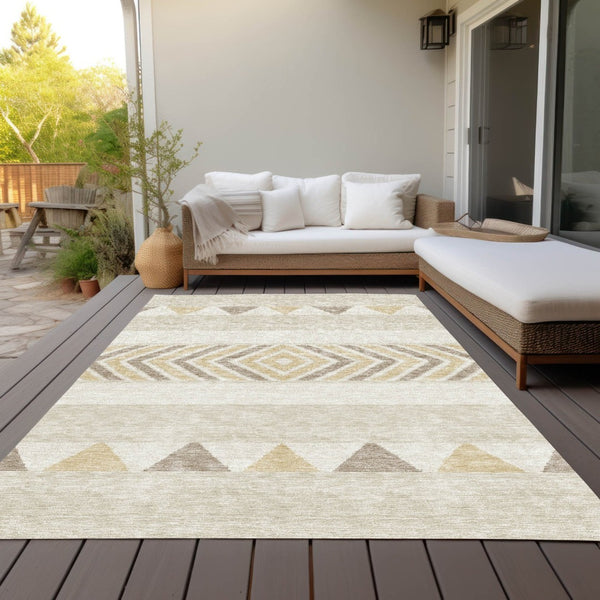 HomeRoots 5' Beige Ivory and Taupe Southwestern Area Rug - Durable, Washable, Perfect for Indoor/Outdoor Use 5' X 8' 613880