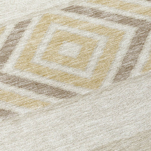 HomeRoots 5' Beige Ivory and Taupe Southwestern Area Rug - Durable, Washable, Perfect for Indoor/Outdoor Use 8' Round 613881