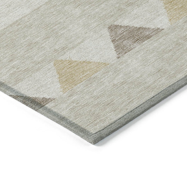 HomeRoots 5' Beige Ivory and Taupe Southwestern Area Rug - Durable, Washable, Perfect for Indoor/Outdoor Use 9' X 12' 613883