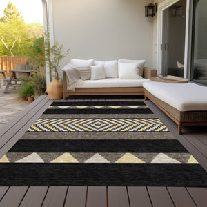 HomeRoots 5' Southwestern Indoor Outdoor Area Rug - Durable, Washable, Stylish, Perfect for High-Traffic Spaces 10' X 14' 613890