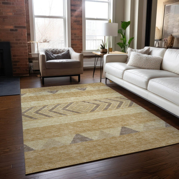 HomeRoots 5' Southwestern Area Rug - Washable, Stain-Resistant, Durable Indoor/Outdoor Design for Any Space 5' X 8' 613904